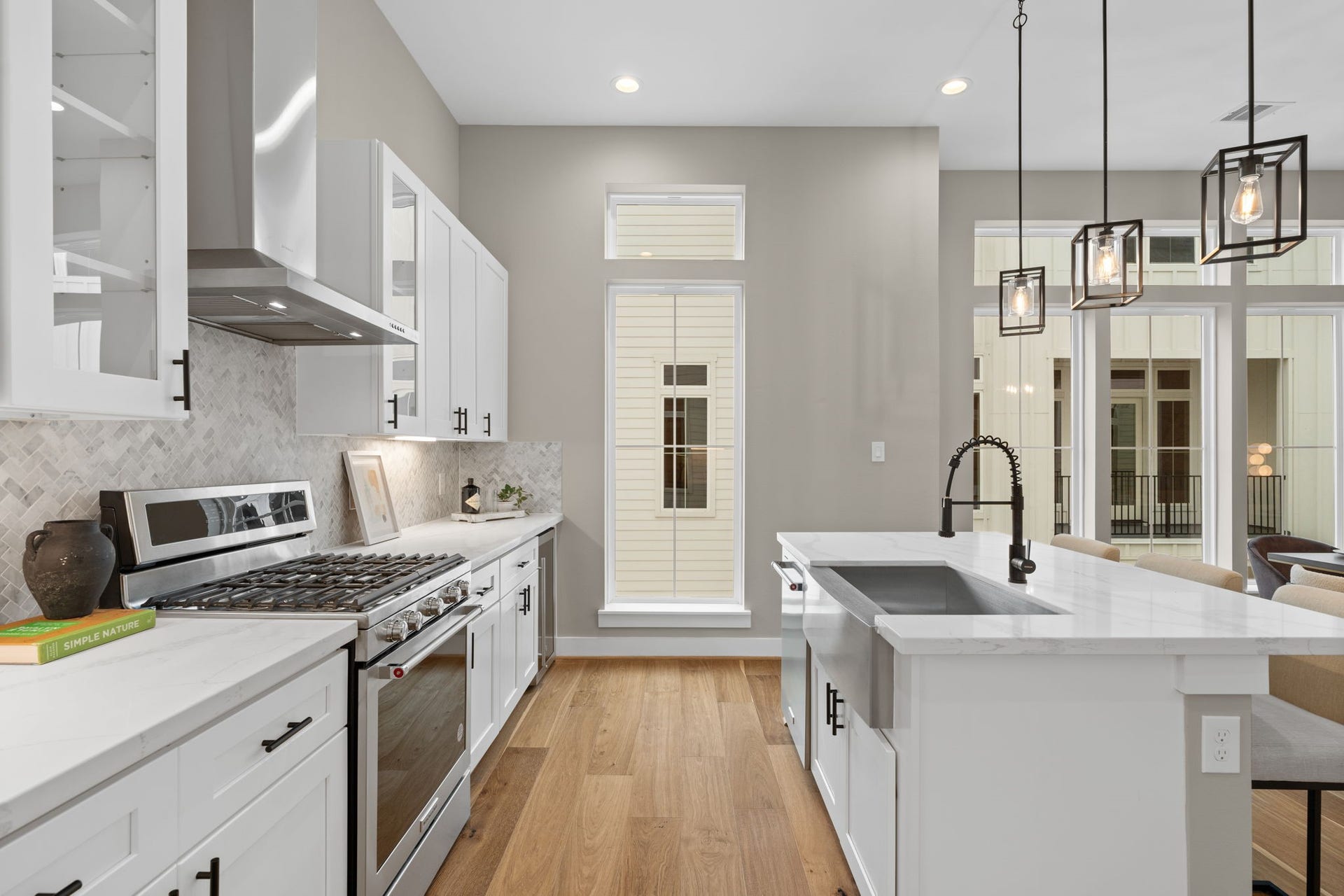 1177 W 19th Street, Houston, TX 77008 1177 W 19th Street, Houston, TX 77008