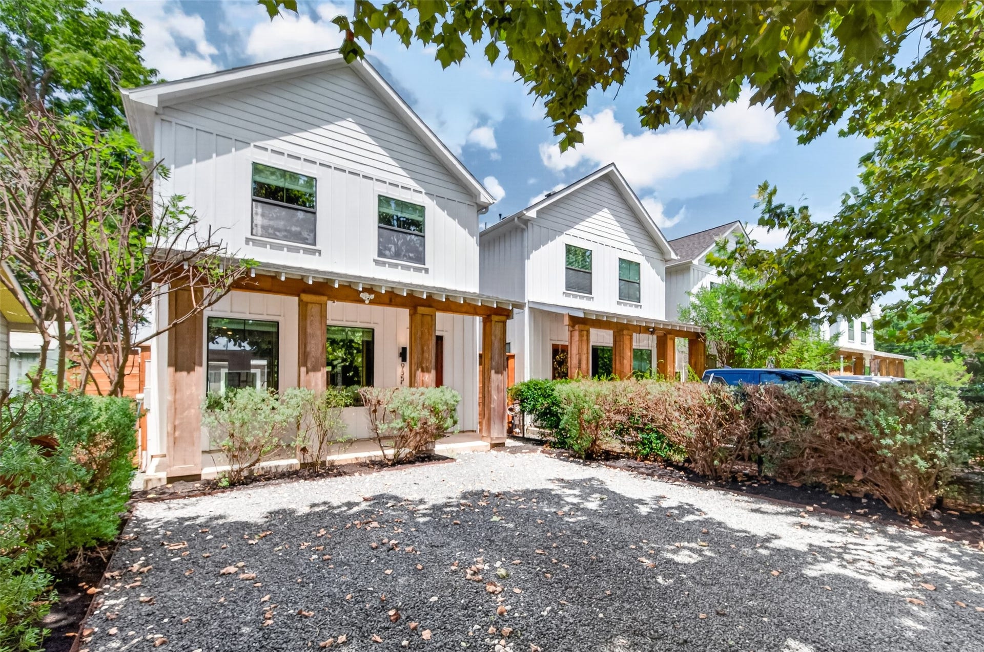 935 Bunton Street, Houston, TX 77009 935 Bunton Street, Houston, TX 77009