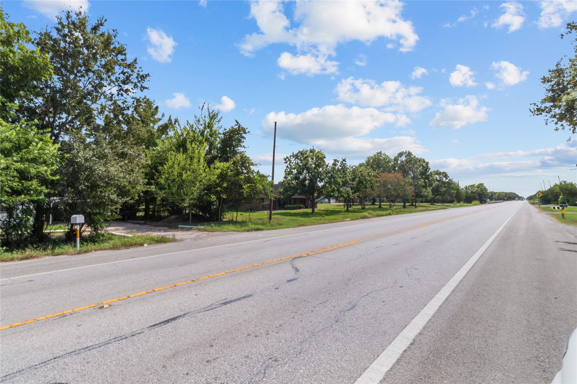 2305 Fm 1462 Road, Alvin, TX 77511 FM 1462 Frontage