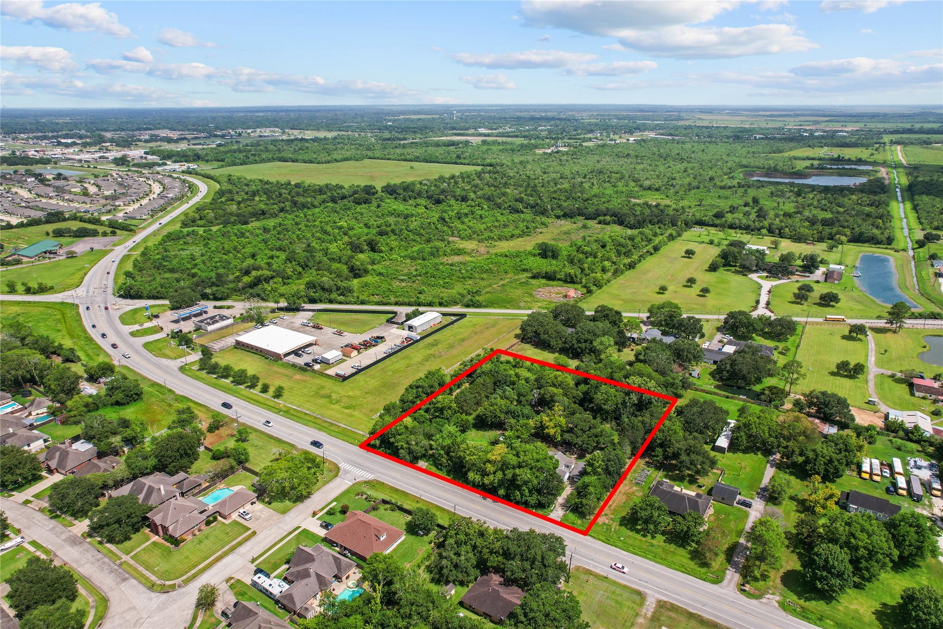 2305 Fm 1462 Road, Alvin, TX 77511 Aerial view highlights the property's proximity to Hwy 35, established commercial activity and the proposed Grand Parkway corridor.