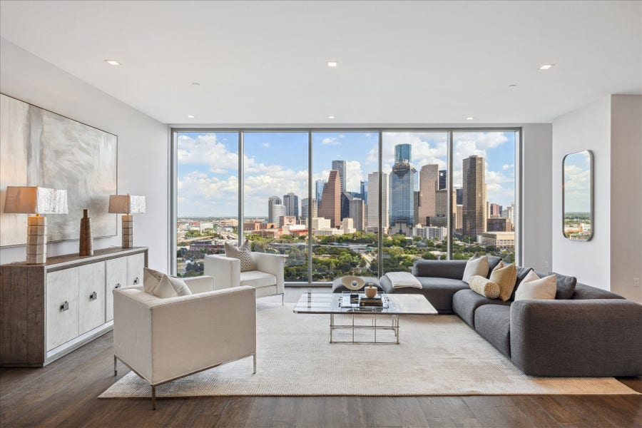 Property photo for 1711 Allen Parkway, #1805, Houston, TX