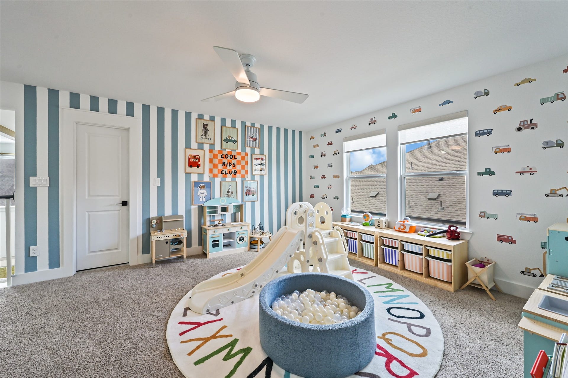 4121 Hazy Rock Lane, League City, TX 77573 beautifully designed upstairs game room and entertainment loft