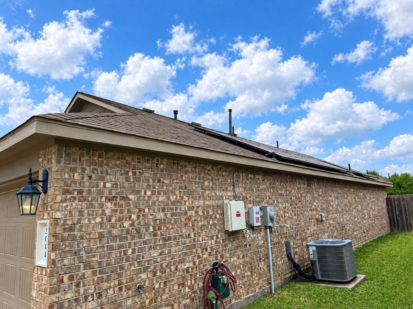 3011 Darlington Court, Katy, TX 77494 Solar system included. Reduce your monthly electricity cost.