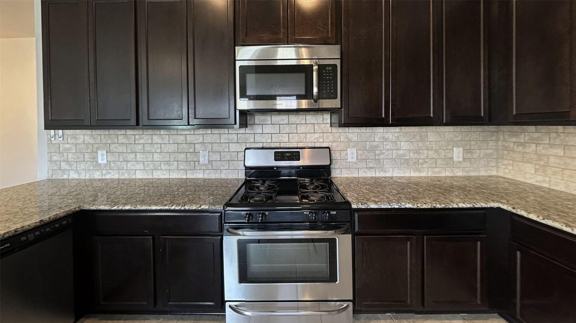 3011 Darlington Court, Katy, TX 77494 3011 Darlington Court, Katy, TX 77494