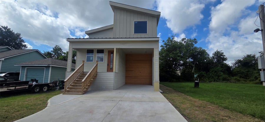 Property photo for 1004 E 40th Street, Houston, TX