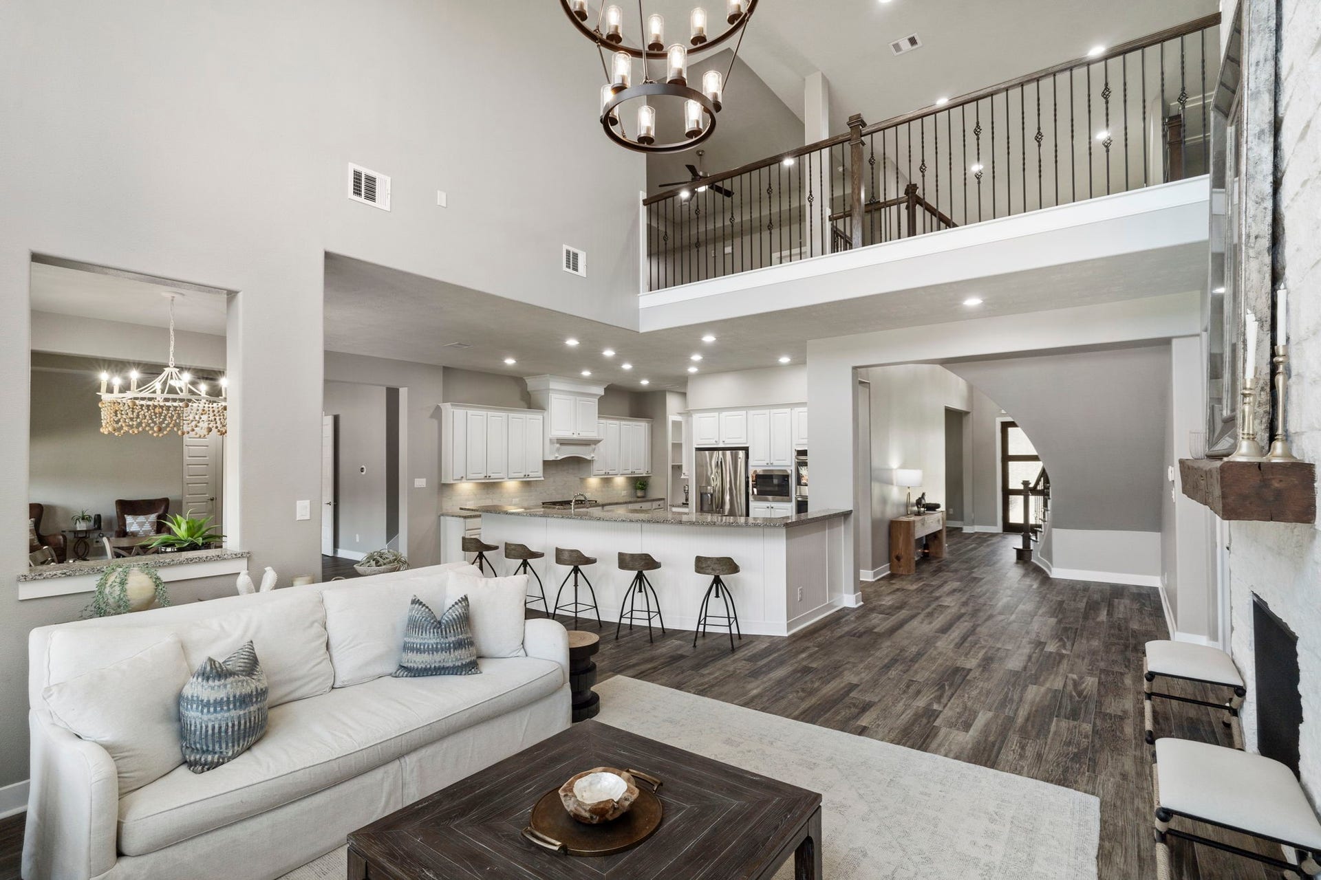29826 Deer Crest Lane, Fulshear, TX 77406 The open-concept layout creates an effortless flow between the family room, kitchen & breakfast area.
