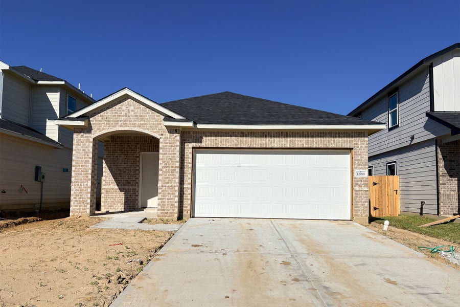 Property photo for 12919 Carla Scanlan Lane, Crosby, TX