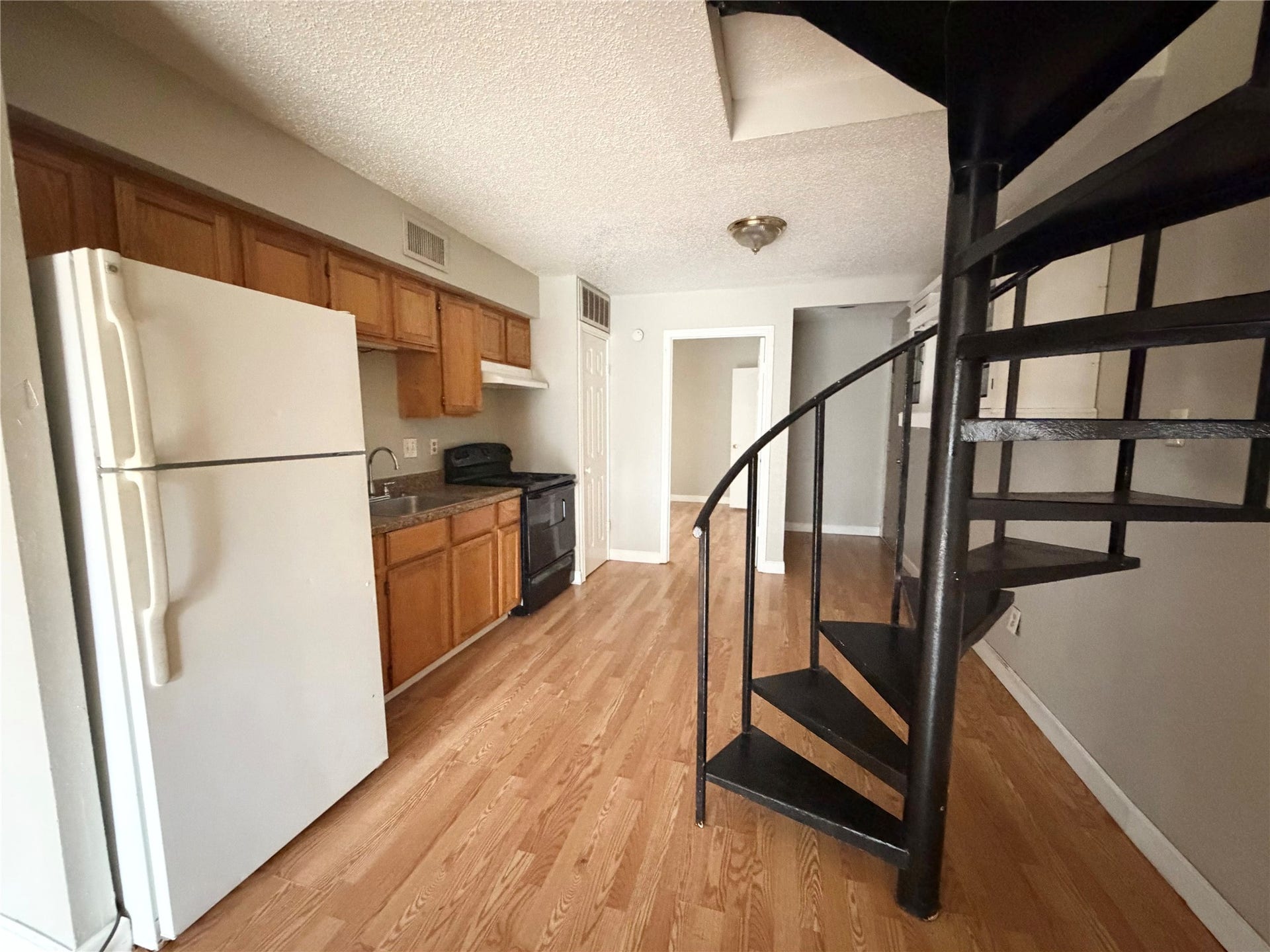 12900 Walden Road, #208B, Montgomery, TX 77356 12900 Walden Road, #208B, Montgomery, TX 77356