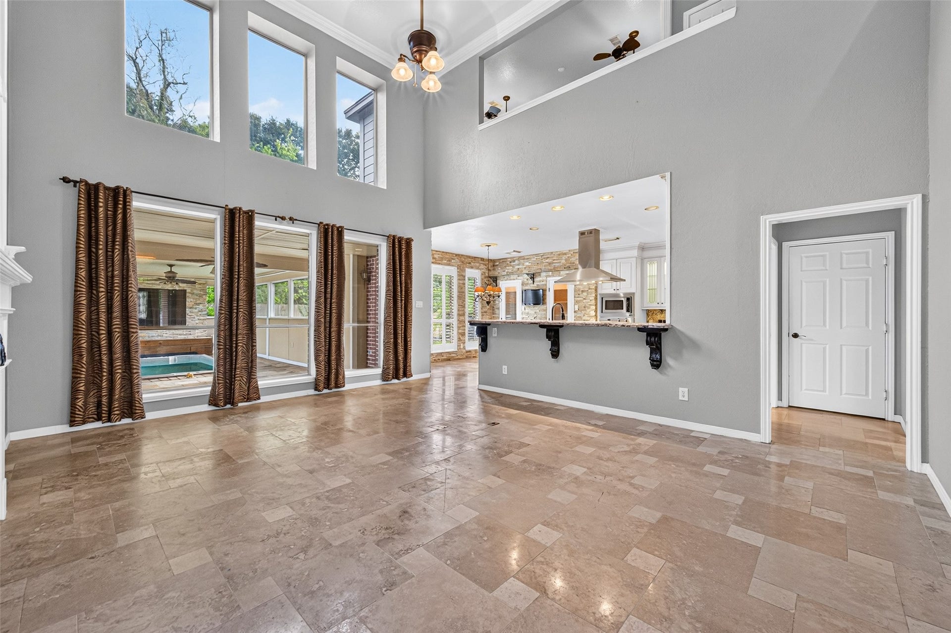 2321 S Lake Drive, League City, TX 77573 2321 S Lake Drive, League City, TX 77573