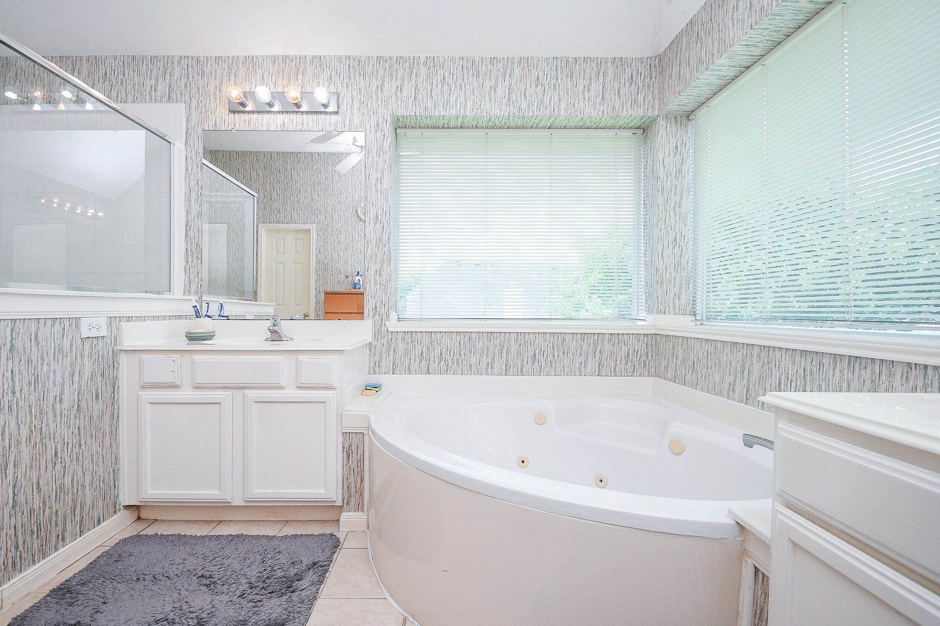 15715 Brookwood Lake Place, Sugar Land, TX 77498 15715 Brookwood Lake Place, Sugar Land, TX 77498