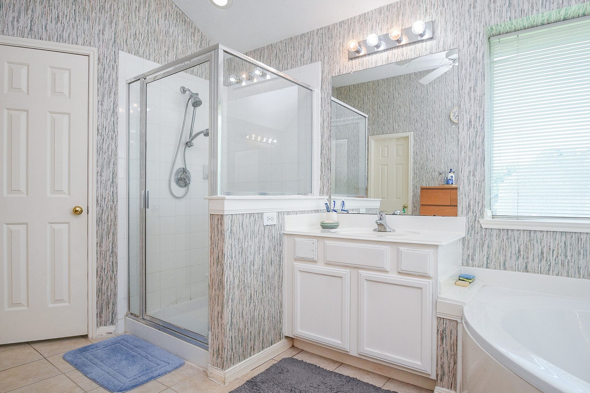 15715 Brookwood Lake Place, Sugar Land, TX 77498 15715 Brookwood Lake Place, Sugar Land, TX 77498
