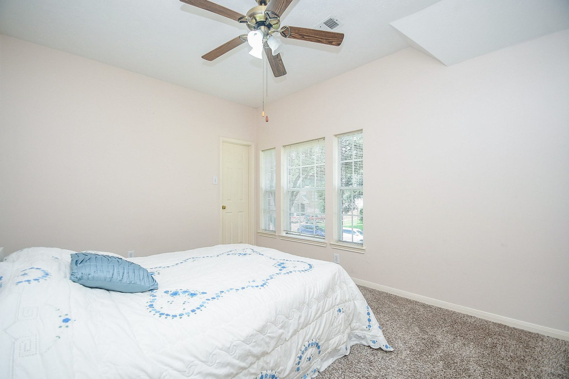 15715 Brookwood Lake Place, Sugar Land, TX 77498 15715 Brookwood Lake Place, Sugar Land, TX 77498