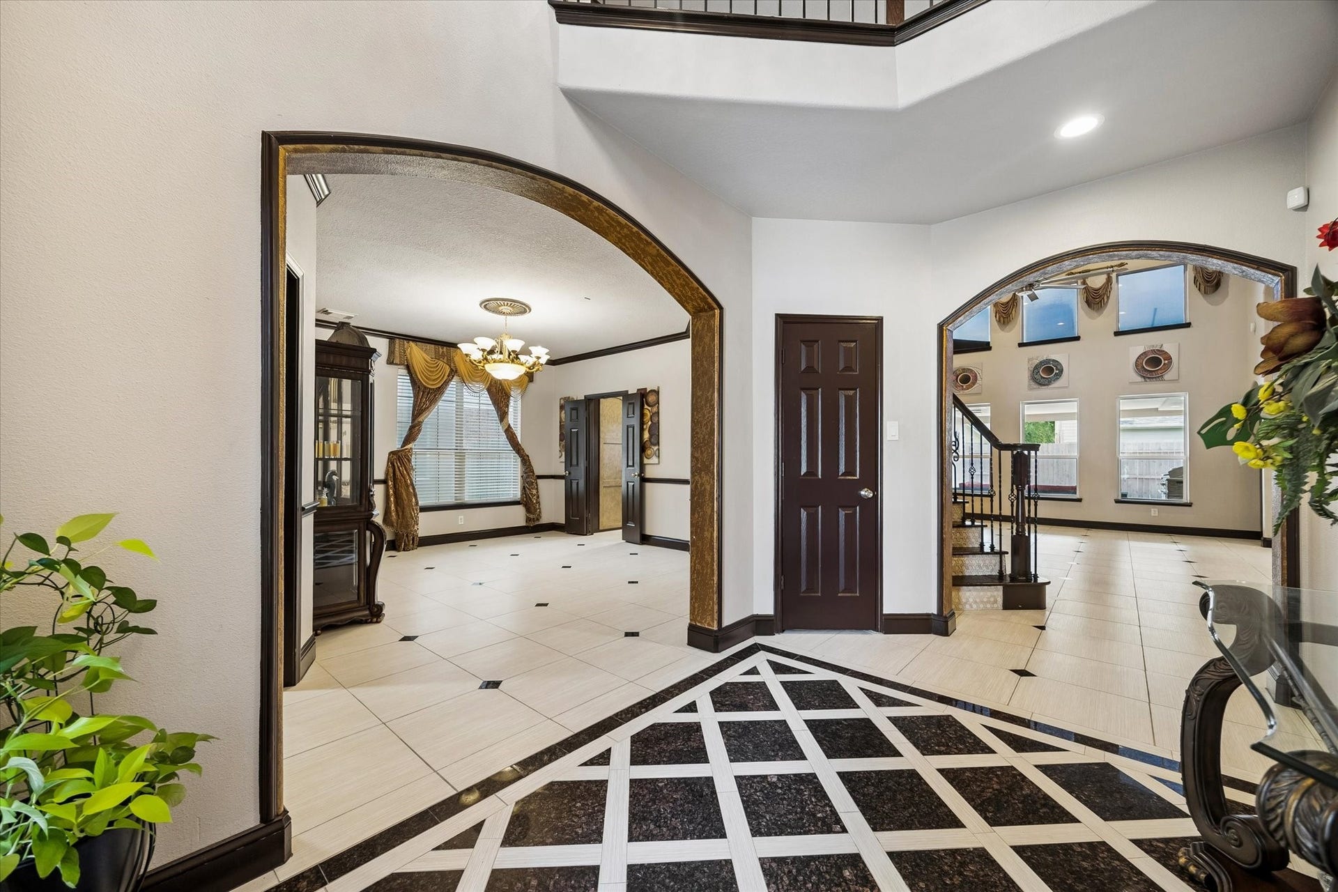 1226 Oxford Mills Lane, Sugar Land, TX 77479