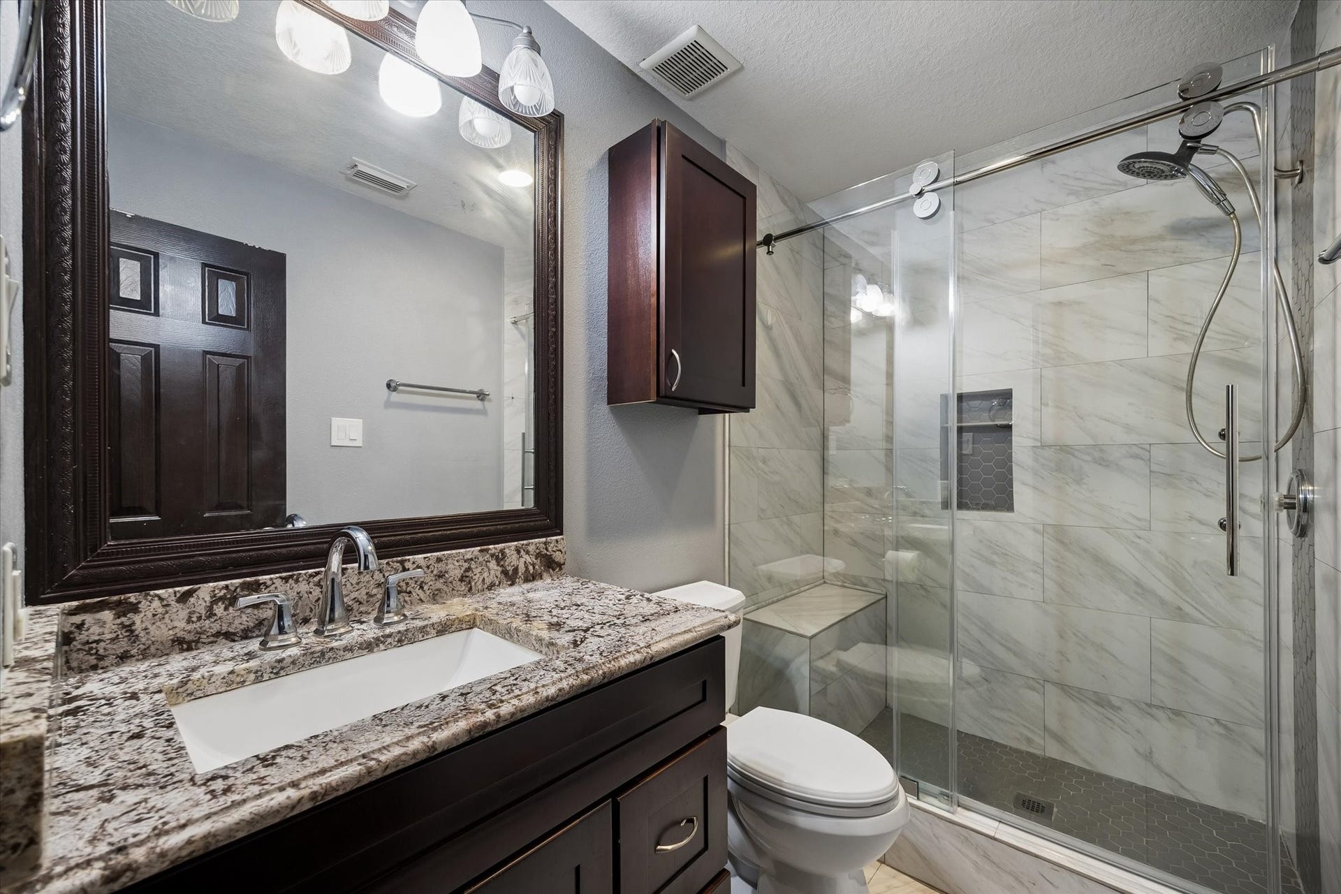 1226 Oxford Mills Lane, Sugar Land, TX 77479