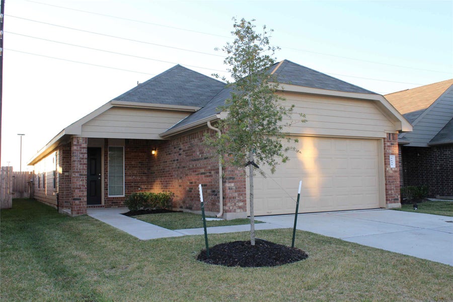 Property photo for 5631 Long Arbor Lane, Katy, TX