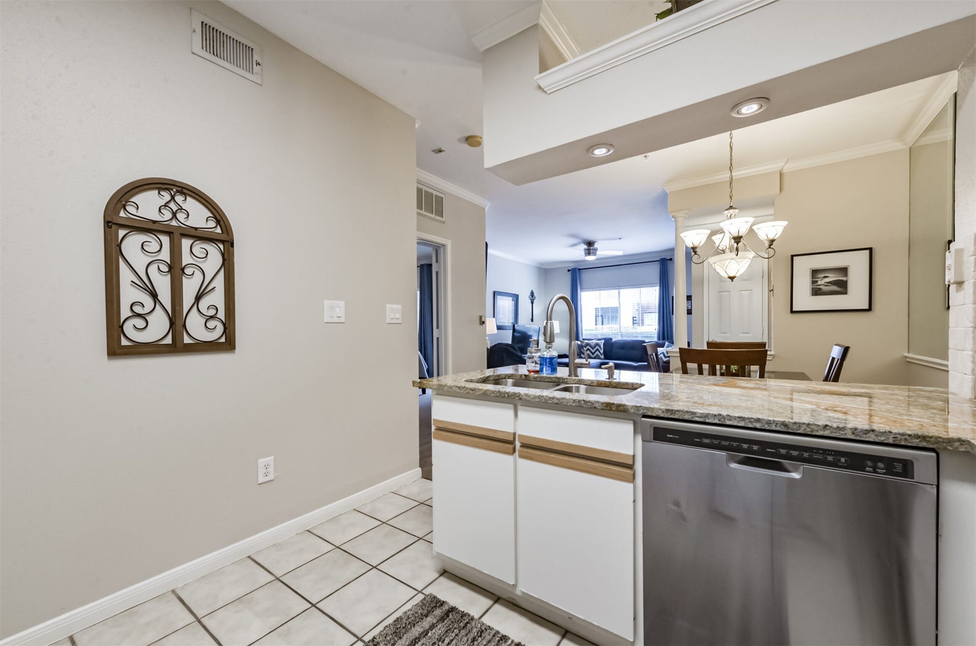 1330 Old Spanish Trail, #8104, Houston, TX 77054