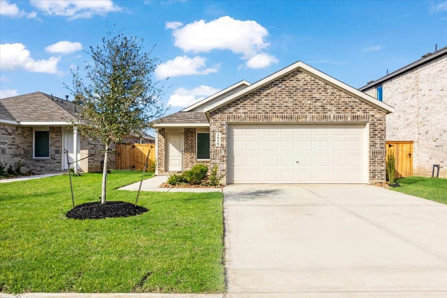Property photo for 18606 Tulip Creek Drive, Crosby, TX