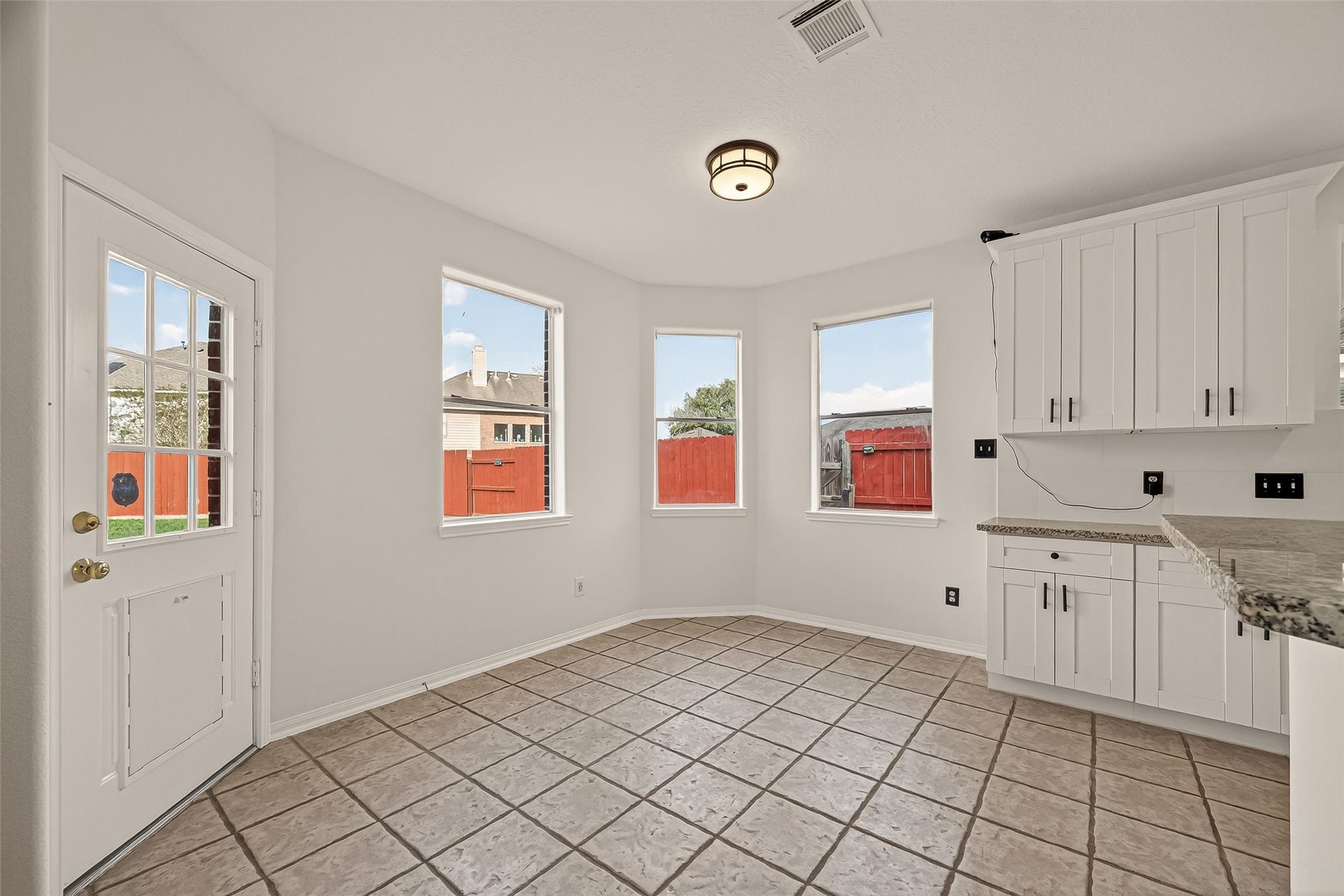 3804 Dunlavy Drive, Pearland, TX 77581 Dinning Area