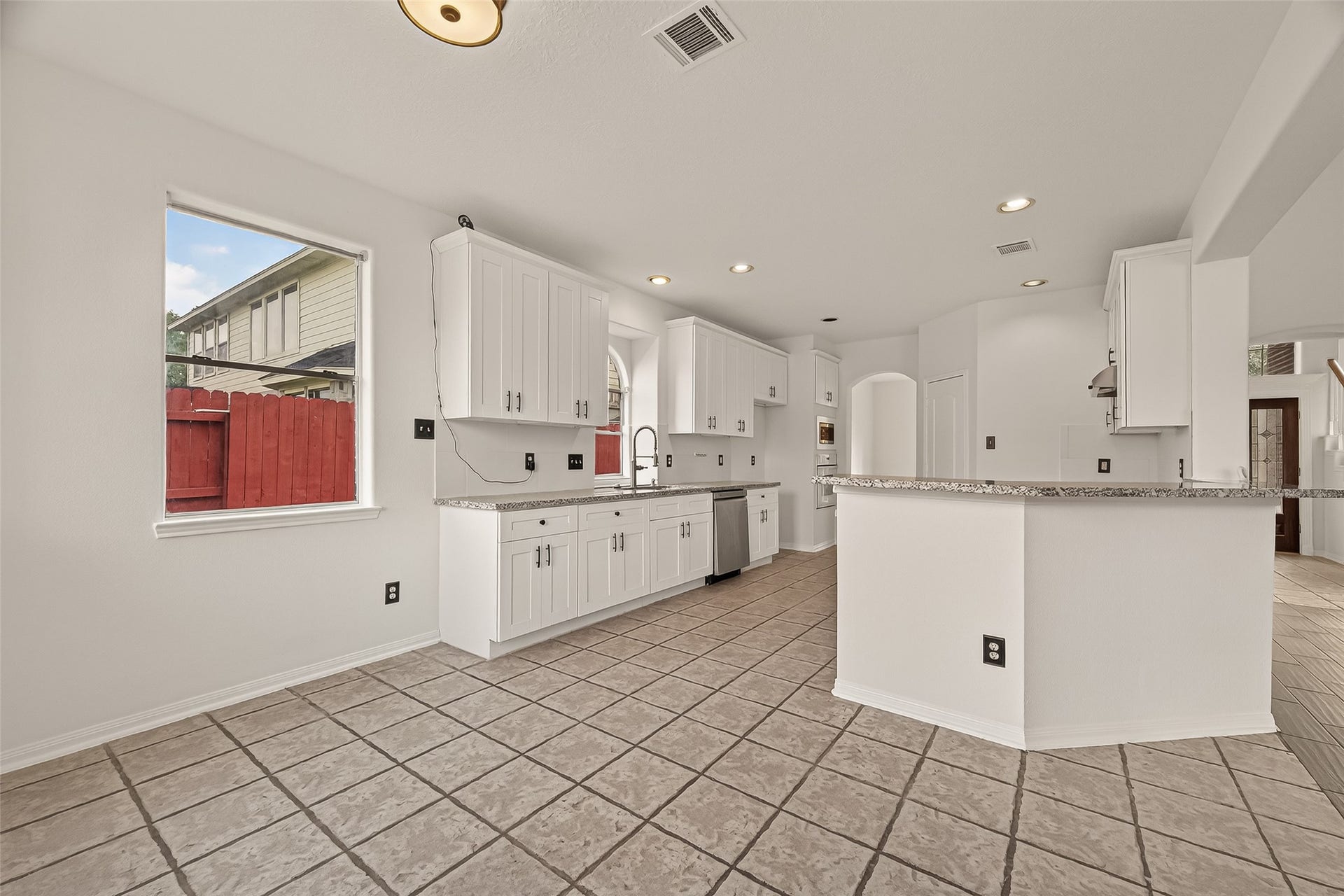 3804 Dunlavy Drive, Pearland, TX 77581 Dinning Area