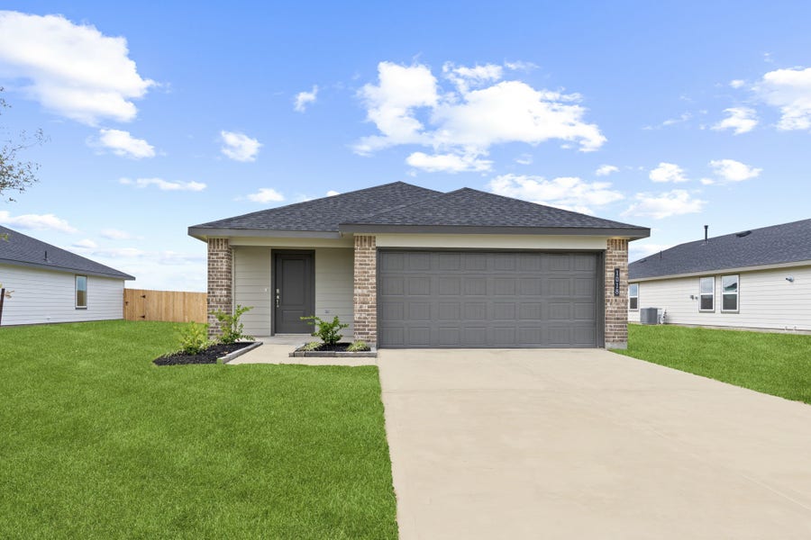 Property photo for 1009 Bluegill Lane, Alvin, TX