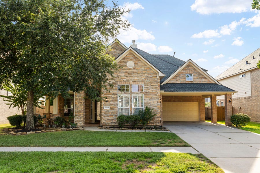 Property photo for 19403 Country Village Drive, Spring, TX
