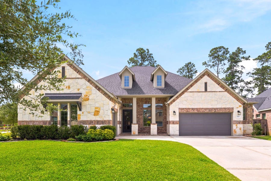 Property photo for 2021 Green Terrace Lane, Pinehurst, TX