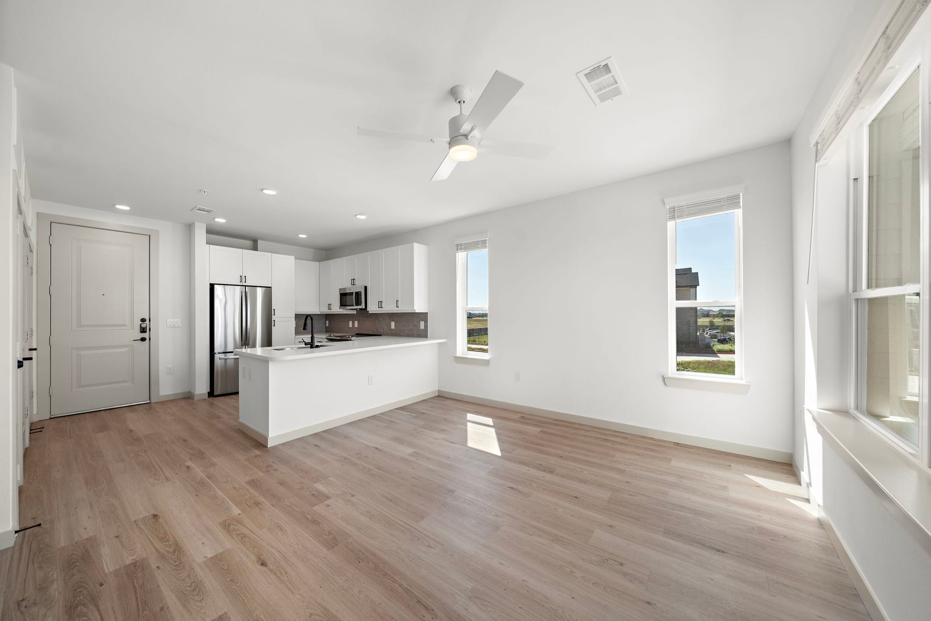 29655 Jordan Ranch BLVD, #A1, Brookshire, TX 77423 VACANT UNIT SHOWN - LAYOUT MAY DIFFER
