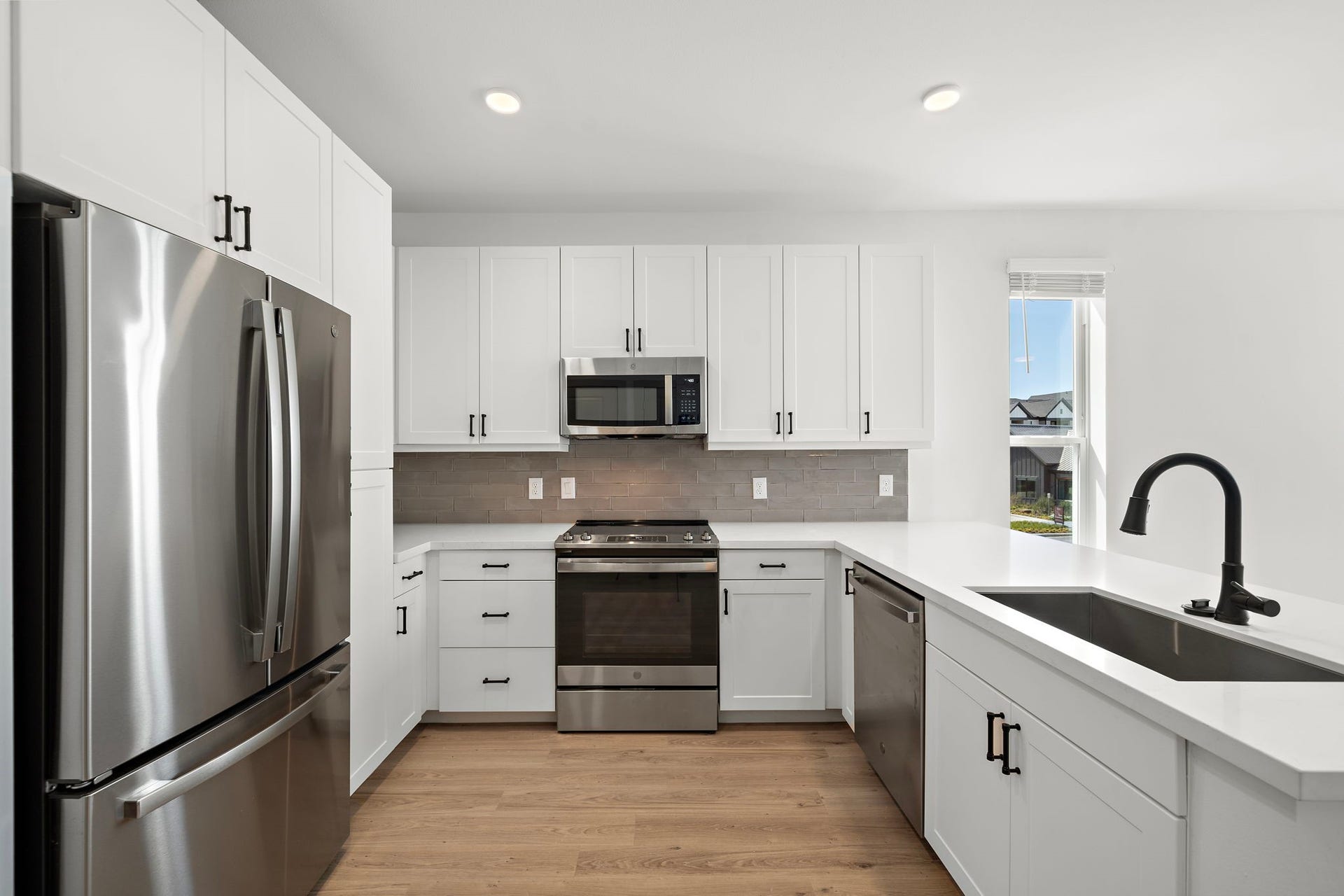 29655 Jordan Ranch BLVD, #A1, Brookshire, TX 77423 VACANT UNIT SHOWN - LAYOUT MAY DIFFER