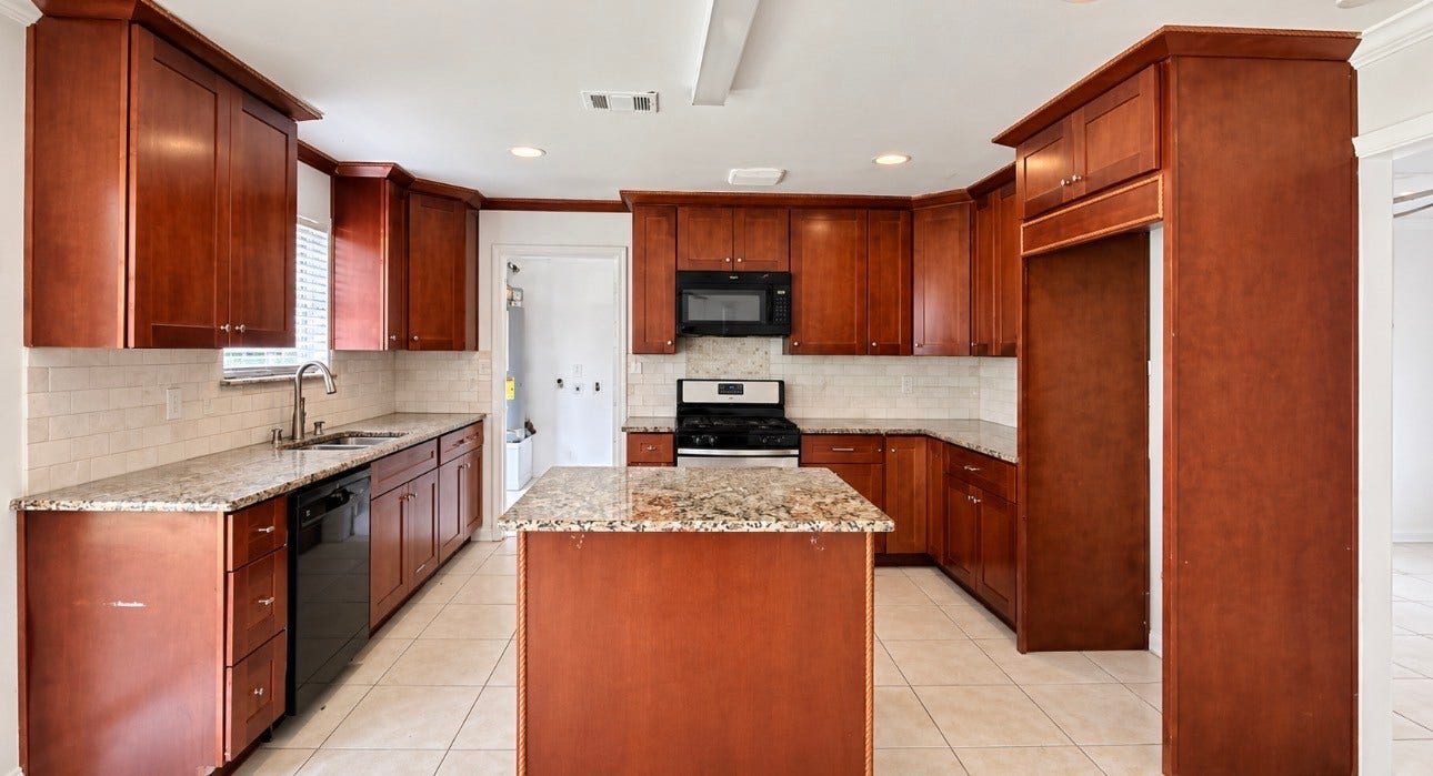 11630 Sageglen Drive, Houston, TX 77089