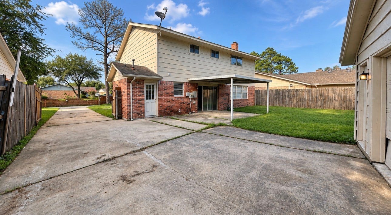 11630 Sageglen Drive, Houston, TX 77089