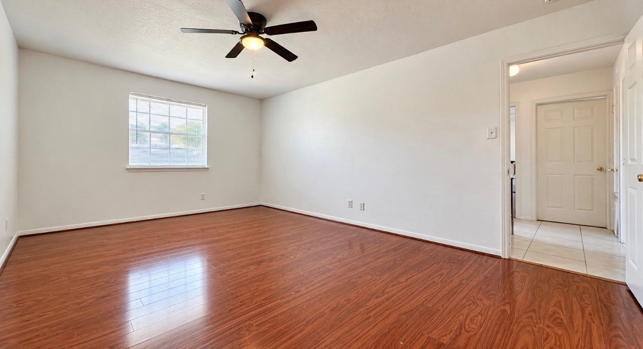 11630 Sageglen Drive, Houston, TX 77089
