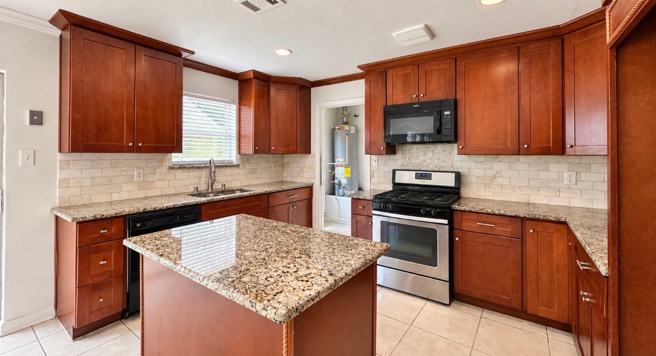 11630 Sageglen Drive, Houston, TX 77089