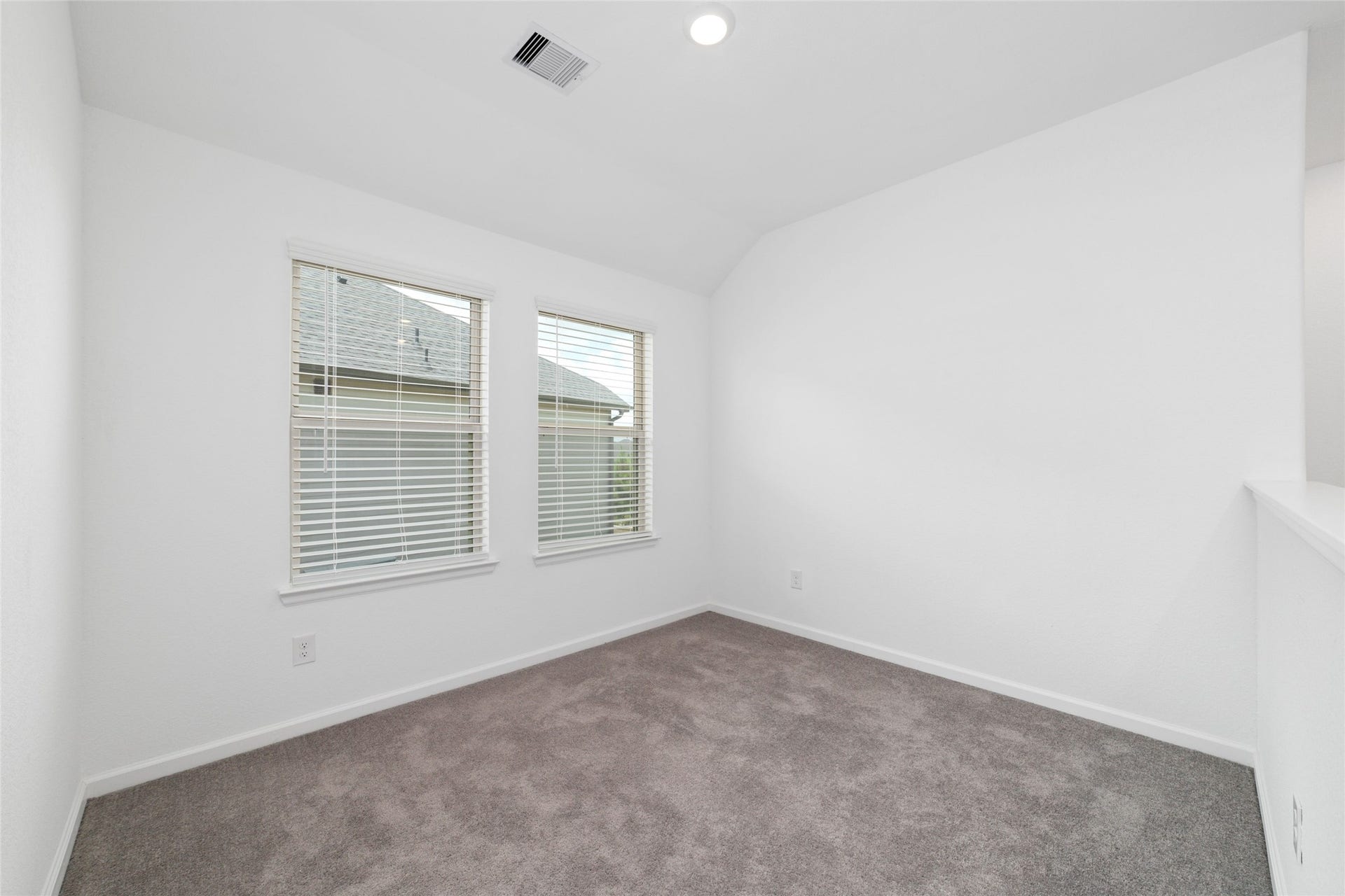 5719 Foggy Vine Court, Fulshear, TX 77441 Flex space by stairway