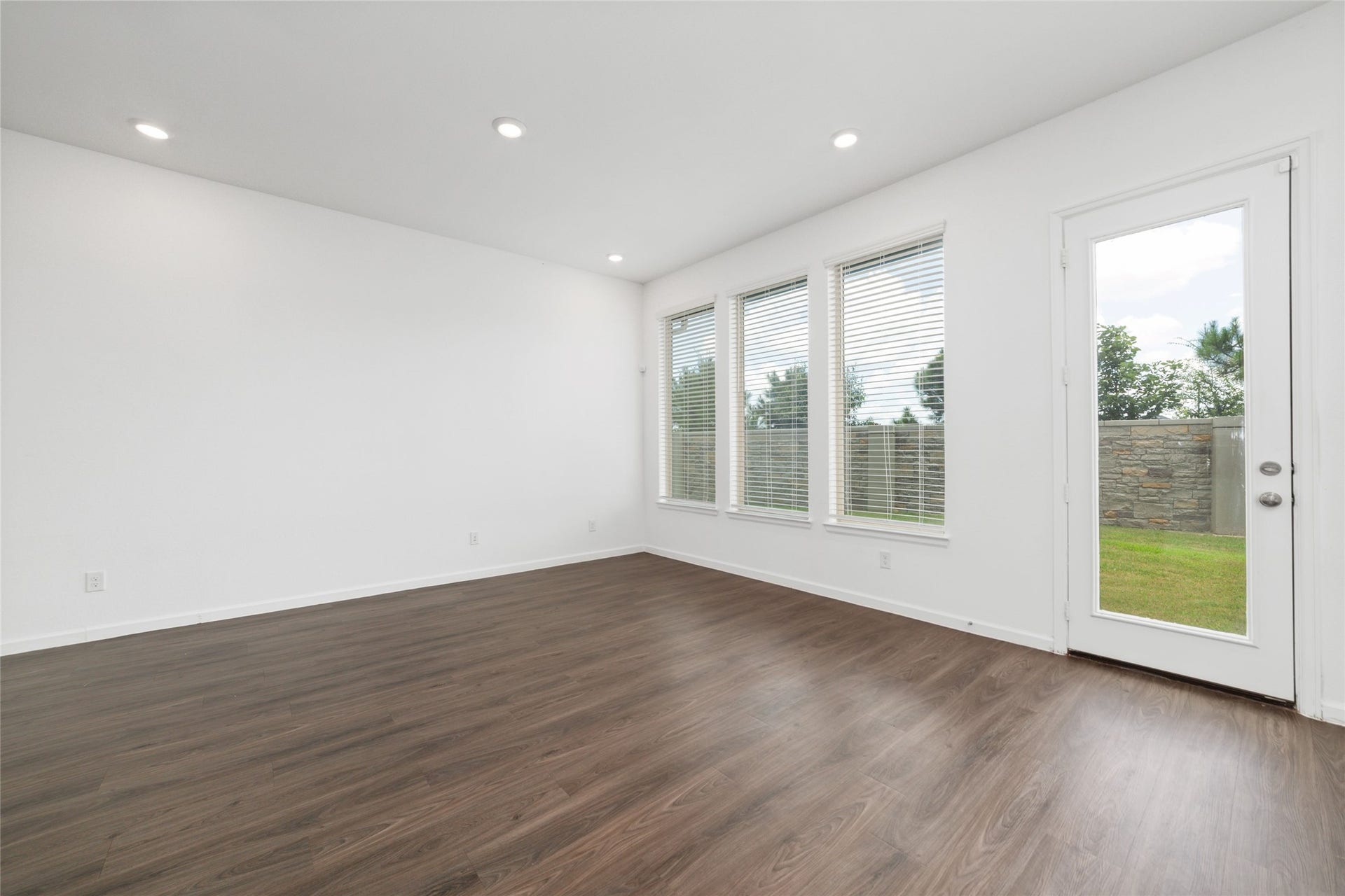 5719 Foggy Vine Court, Fulshear, TX 77441 View from family room overlooking the backyard