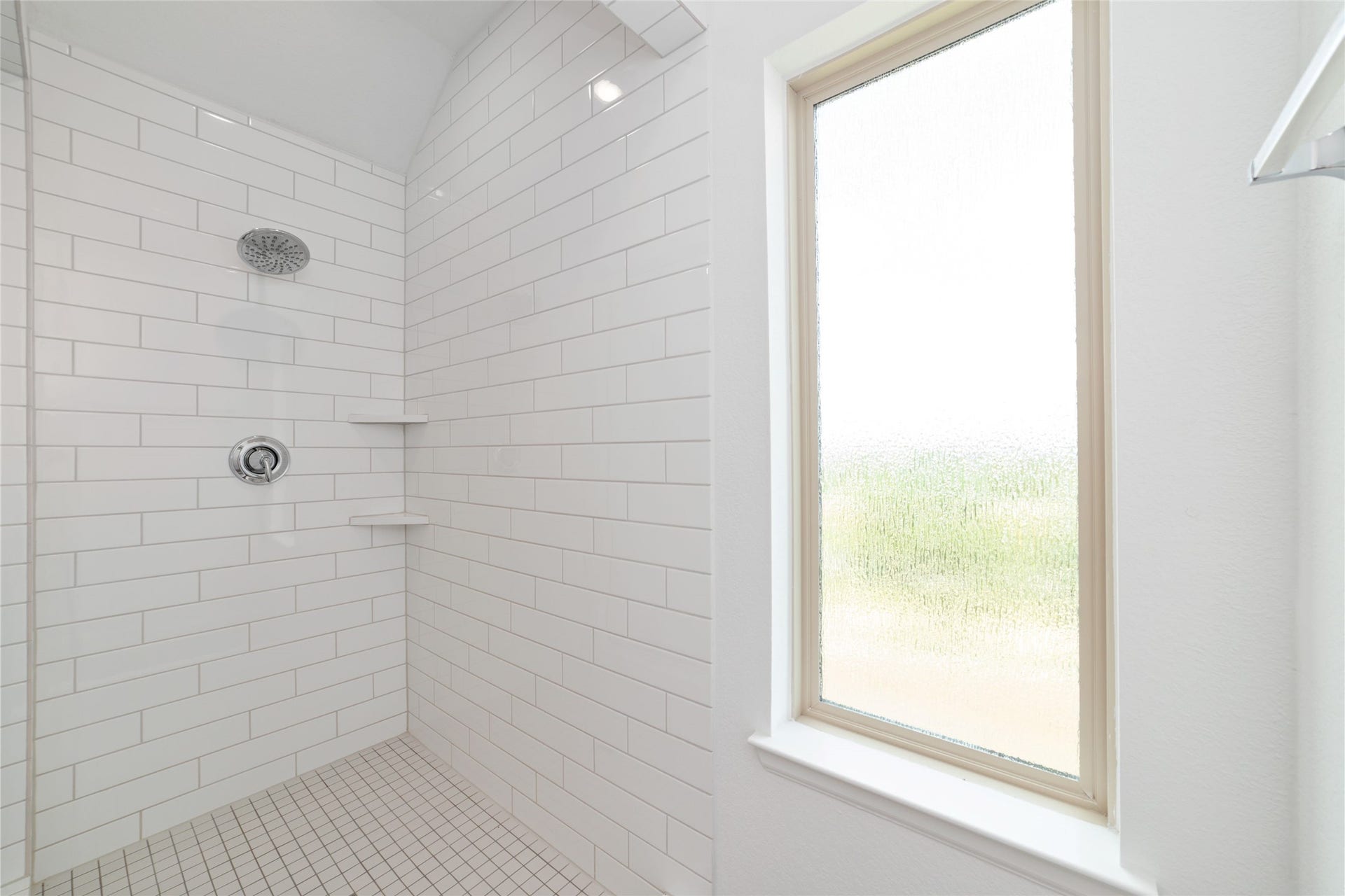 5719 Foggy Vine Court, Fulshear, TX 77441 Extra large primary shower