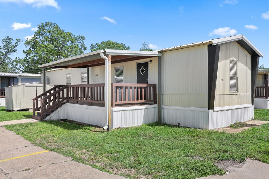 Property photo for 2222 N Austin Avenue, #32, Pearland, TX