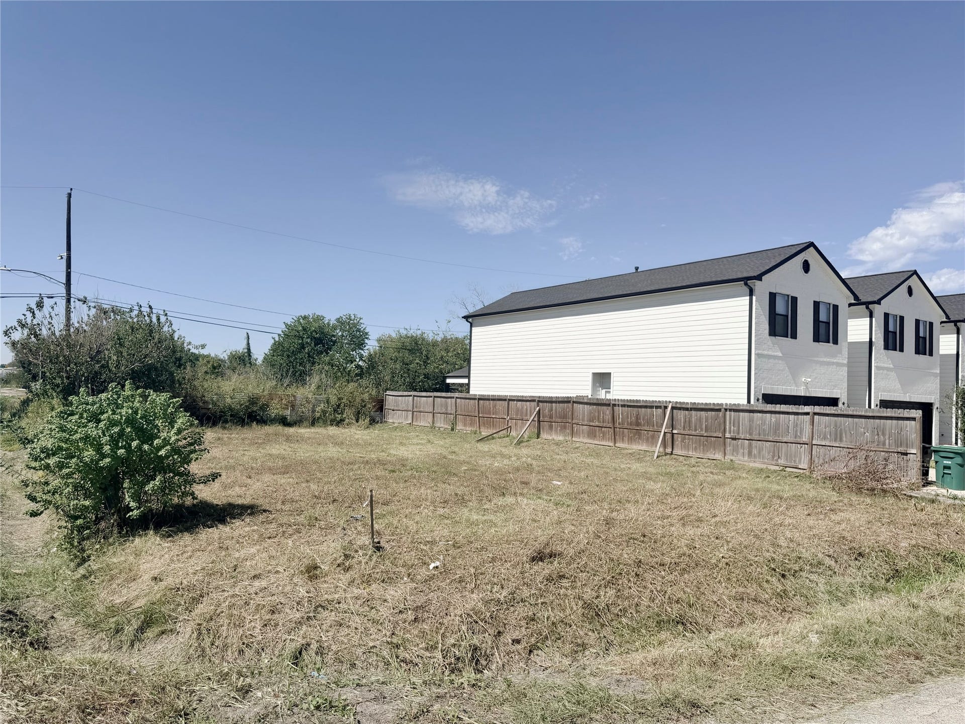 6201 Fairchild, Houston, TX 77028 6201 Fairchild, Houston, TX 77028