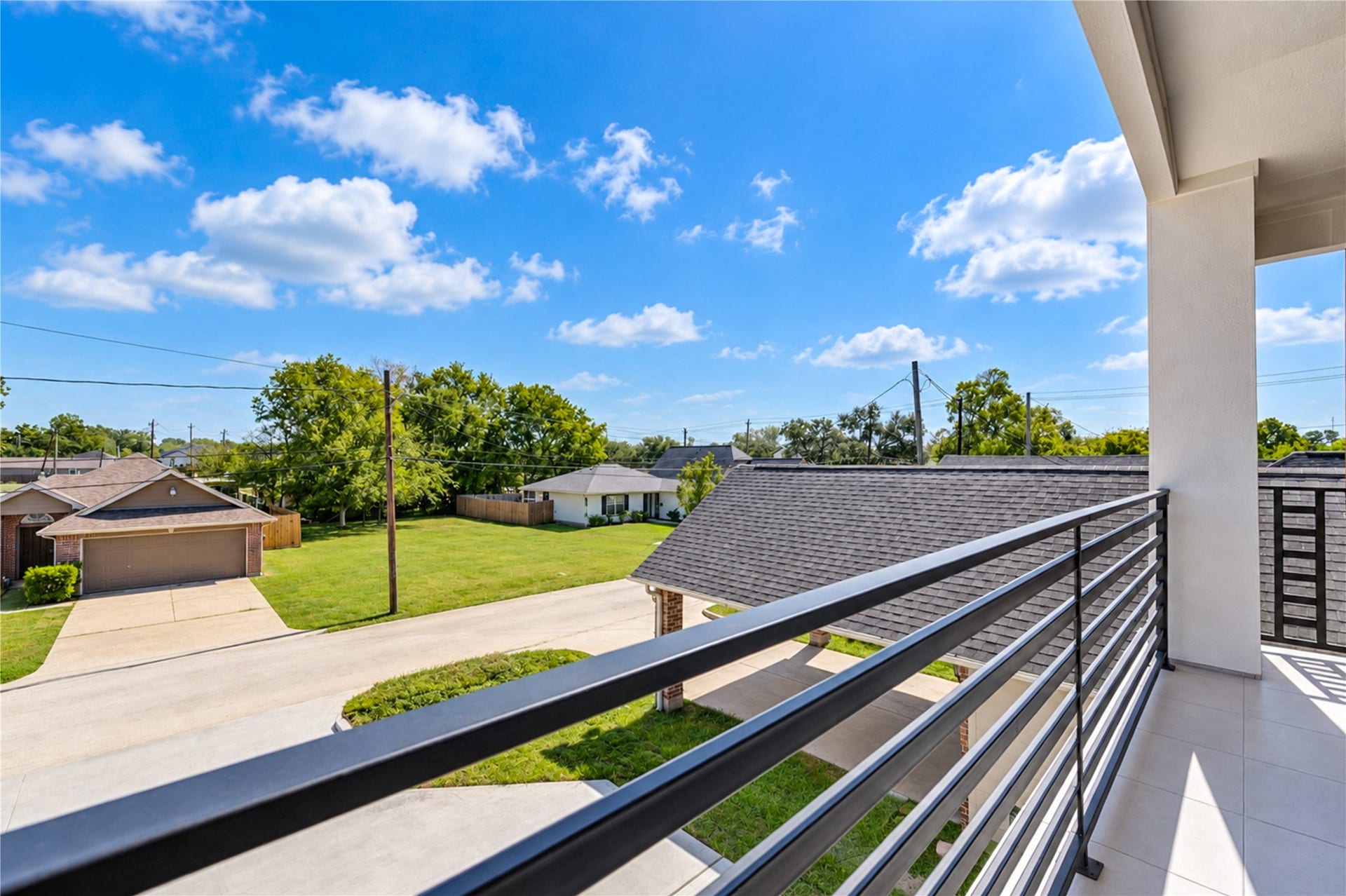 8220 Gladstone Street, #A/B, Houston, TX 77051