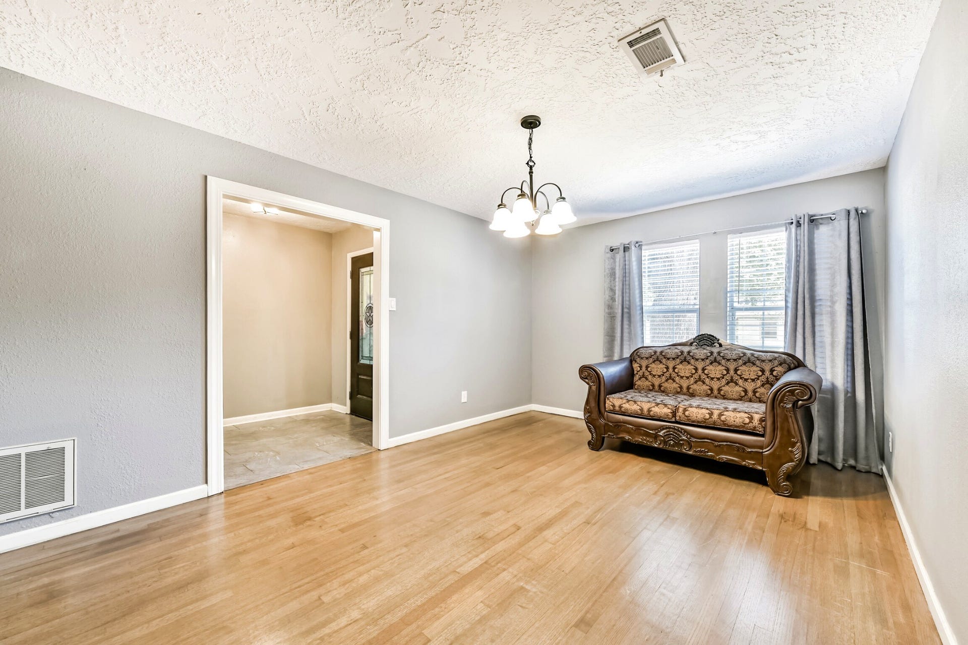 910 Alyse Street, Deer Park, TX 77536