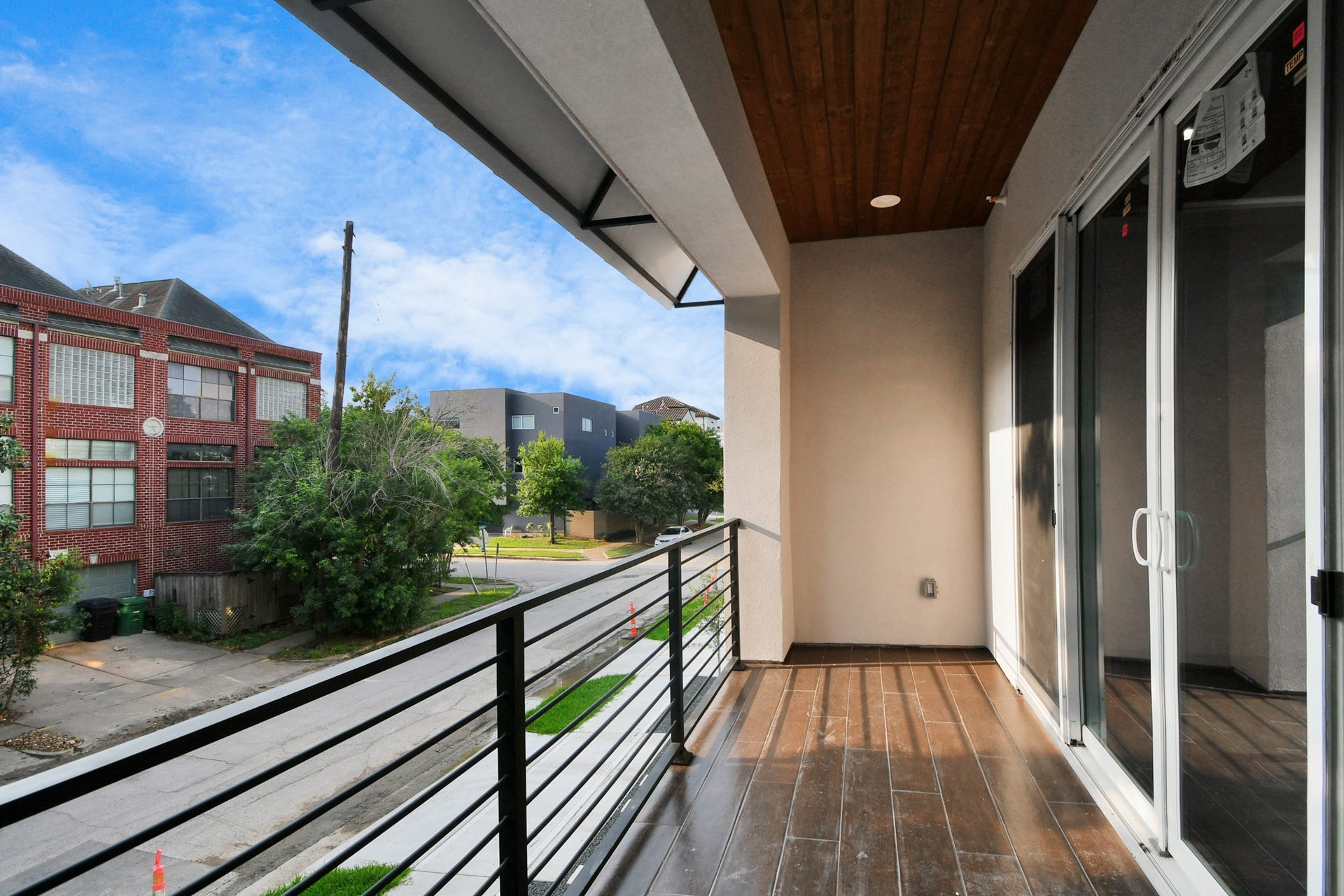 1320 Eberhard Street, Houston, TX 77019 1320 Eberhard Street, Houston, TX 77019