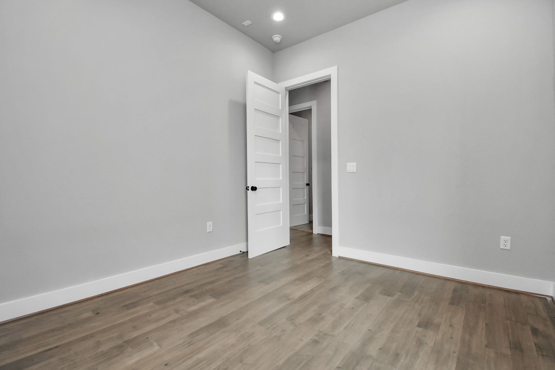 1320 Eberhard Street, Houston, TX 77019 1320 Eberhard Street, Houston, TX 77019
