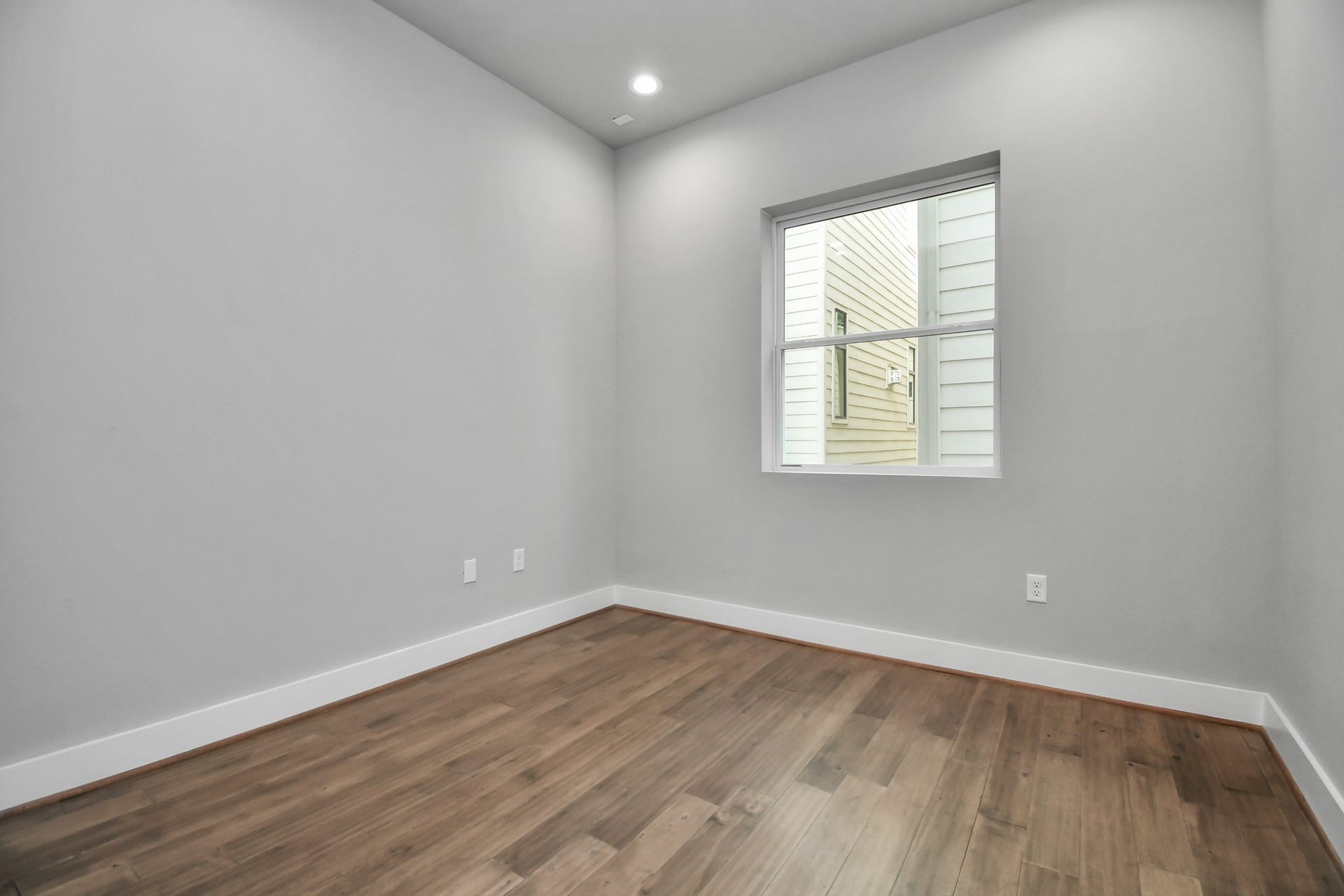 1320 Eberhard Street, Houston, TX 77019 1320 Eberhard Street, Houston, TX 77019