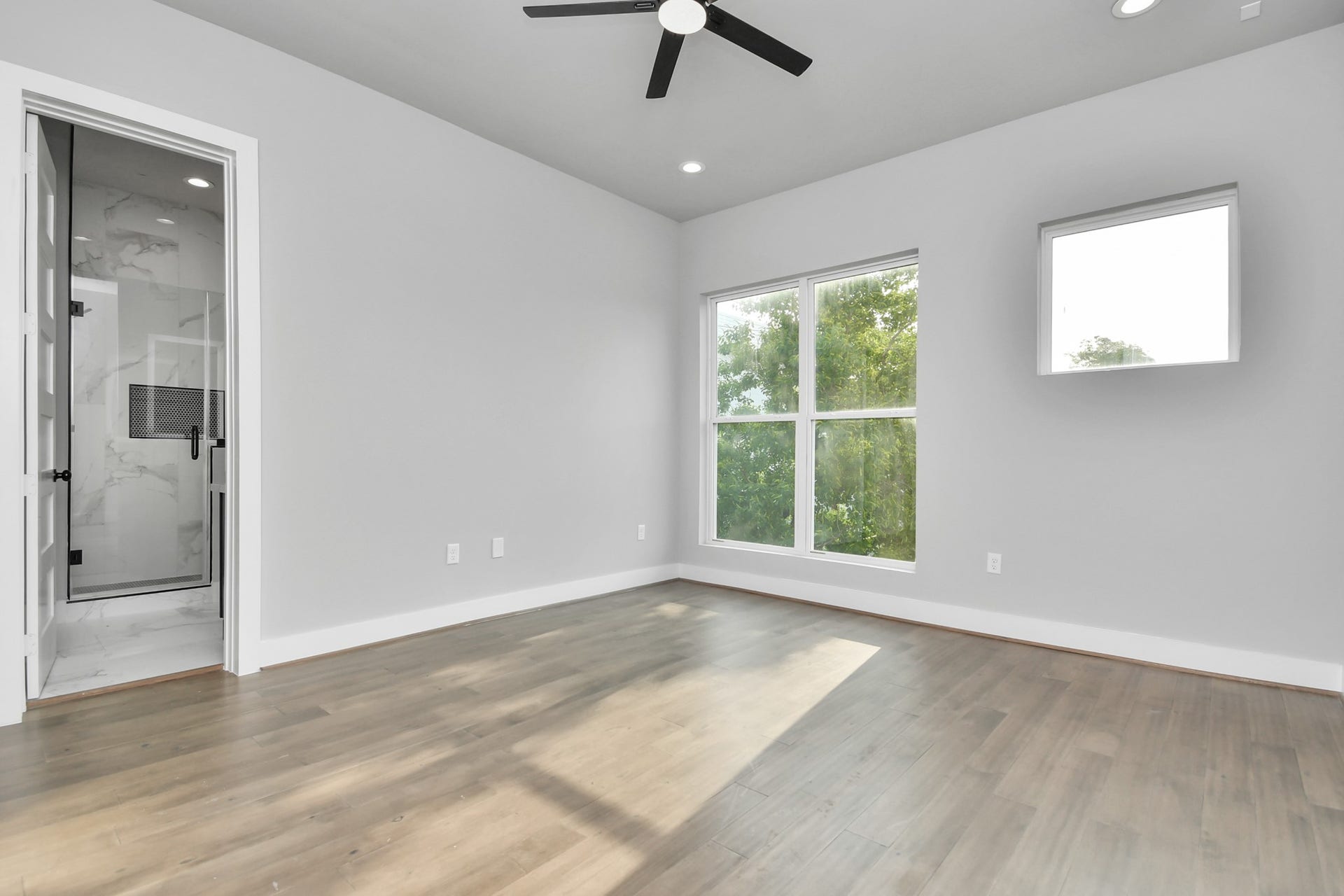 1320 Eberhard Street, Houston, TX 77019 1320 Eberhard Street, Houston, TX 77019
