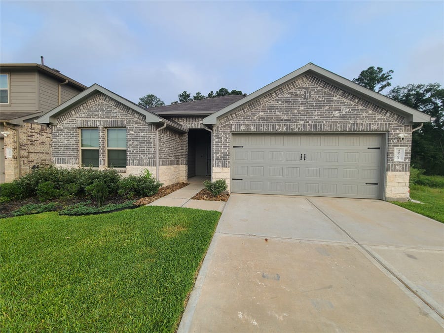 Property photo for 40563 Birch Shadow Court, Magnolia, TX