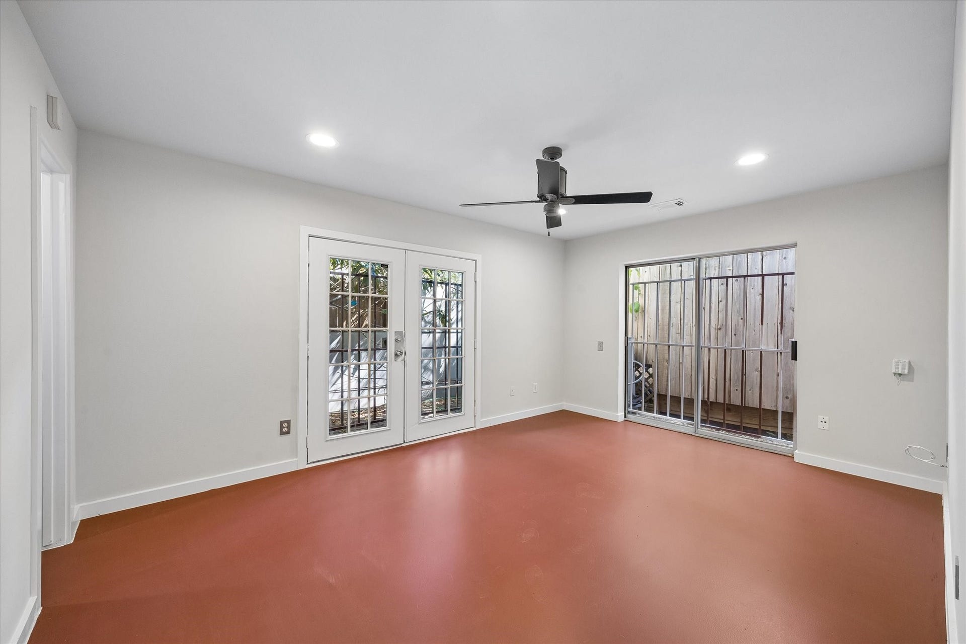 2009 Mason Street, Houston, TX 77006 2009 Mason Street, Houston, TX 77006