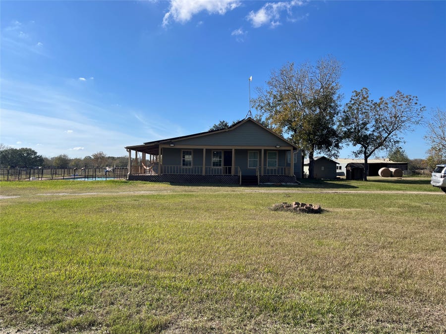 Property photo for 6817 Fm 1952 Road, Wallis, TX
