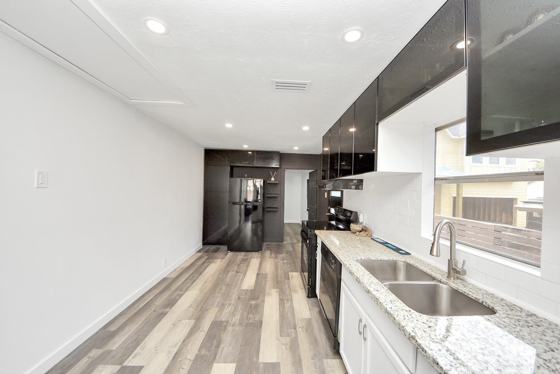 824 Wilkes Street, Houston, TX 77009 824 Wilkes Street, Houston, TX 77009