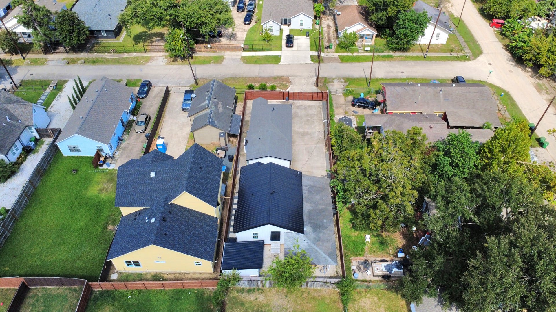 824 Wilkes Street, Houston, TX 77009 824 Wilkes Street, Houston, TX 77009