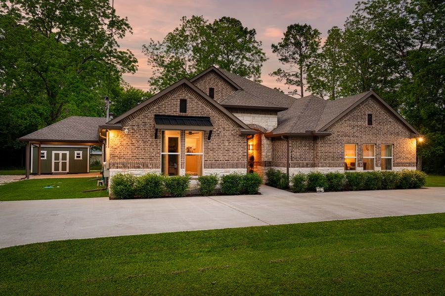 Property photo for 222 Elk Drive, Crosby, TX