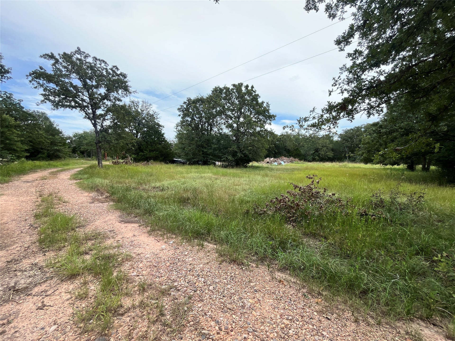 22243 Kmiec Road, Hempstead, TX 77445 22243 Kmiec Road, Hempstead, TX 77445